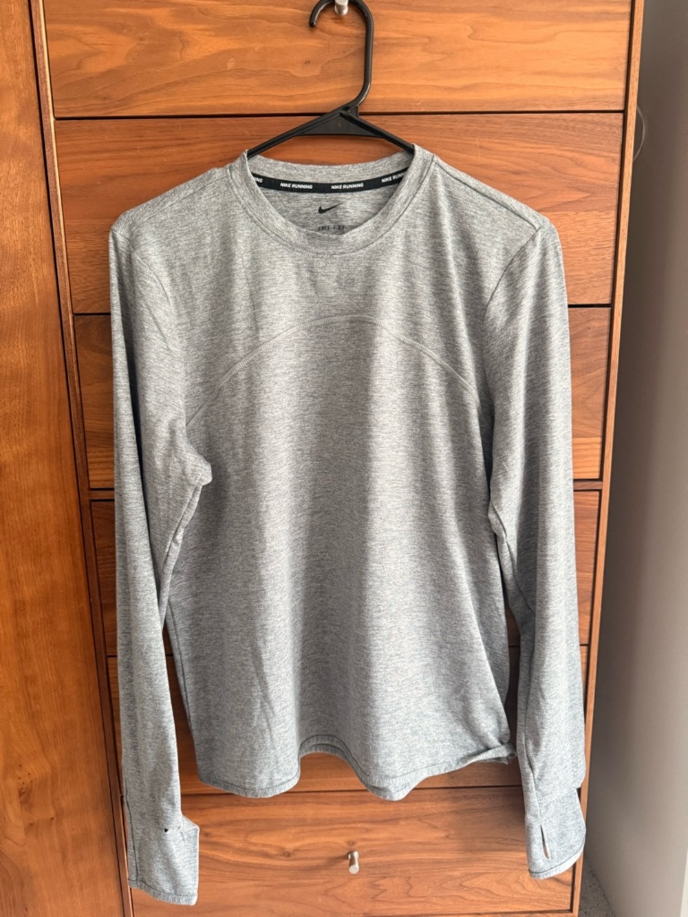 Nike Dri-FIT Swift Element UV size M - Picture 8 of 11